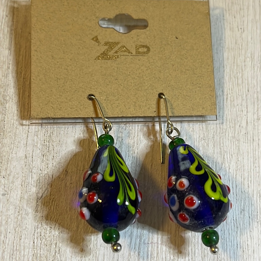 Lamp work Glass bead earrings made in India NWT